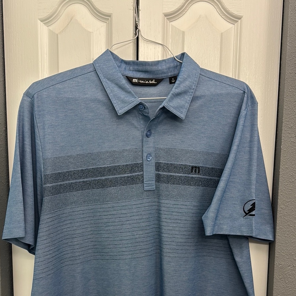Travis Mathew Tampa Bay Lightning Blue Polo Shirt Lightweight Casual